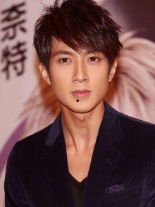 吴尊爆料自己国外视频,独家视频曝光真实状态